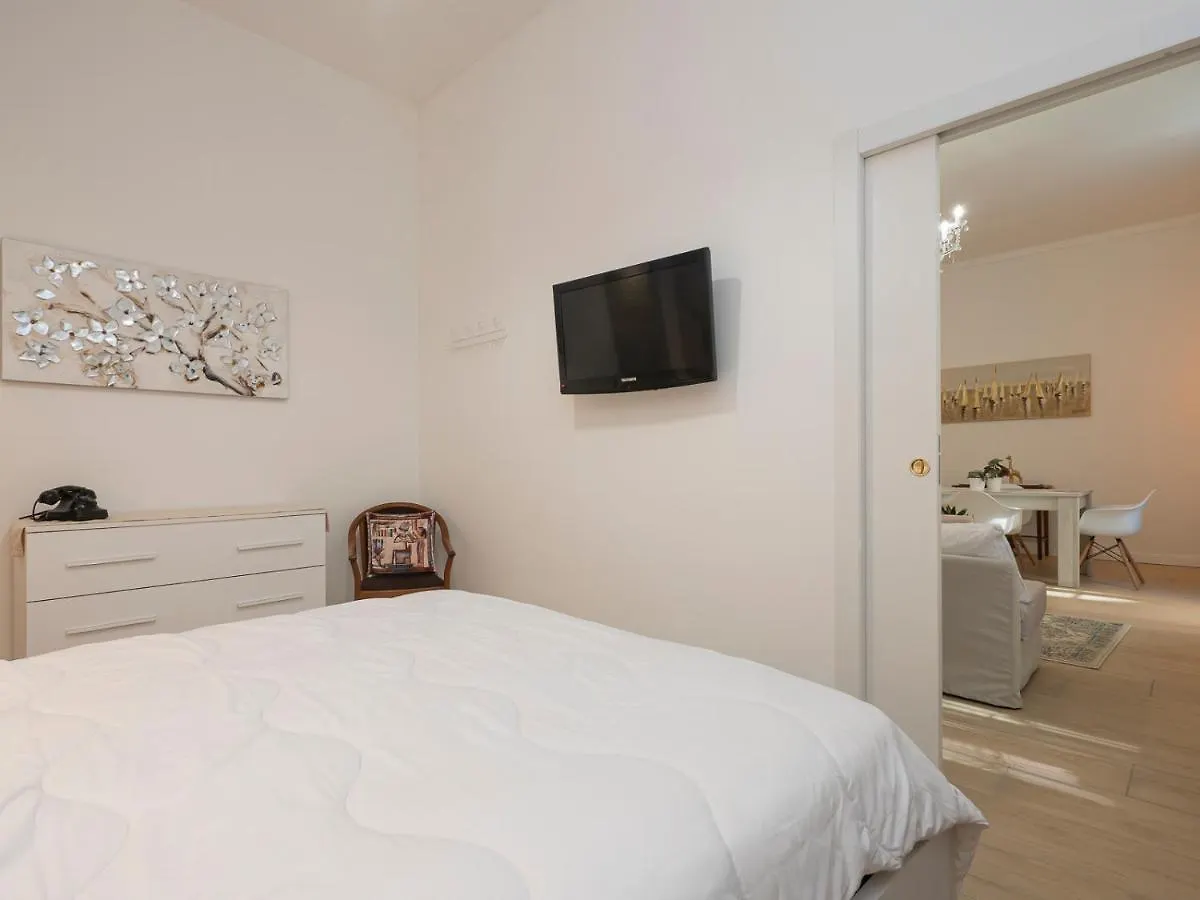 Luxury White Loft Orti 14 Apartment Milan
