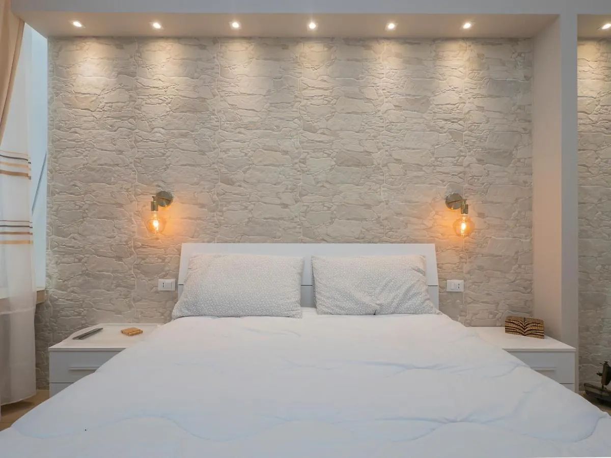 Luxury White Loft Orti 14 Apartment Milan 0*,  Italy
